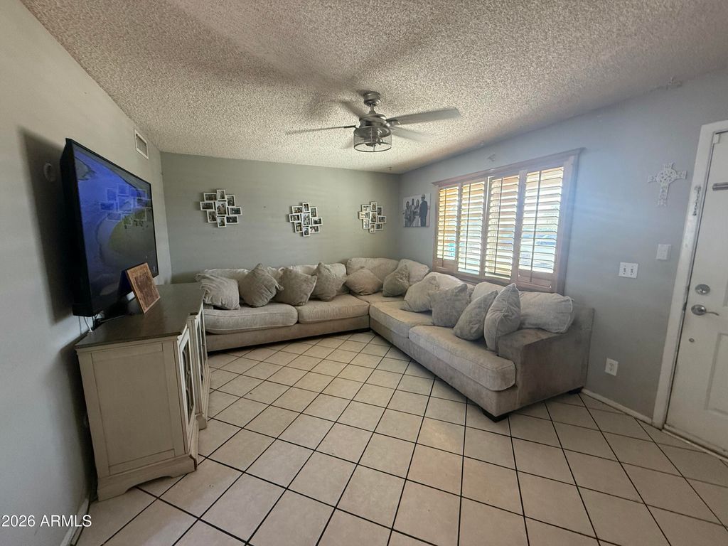 5614 W MONTE VISTA Road, Phoenix, AZ 85035 — photo 2