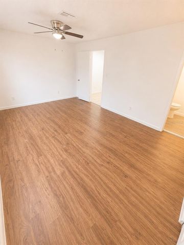 1751-1751 NE 2ND STREET 3, Ocala, FL 34470