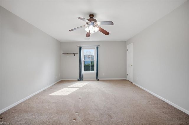 648 Rutherford DR, Chesapeake, VA 23322