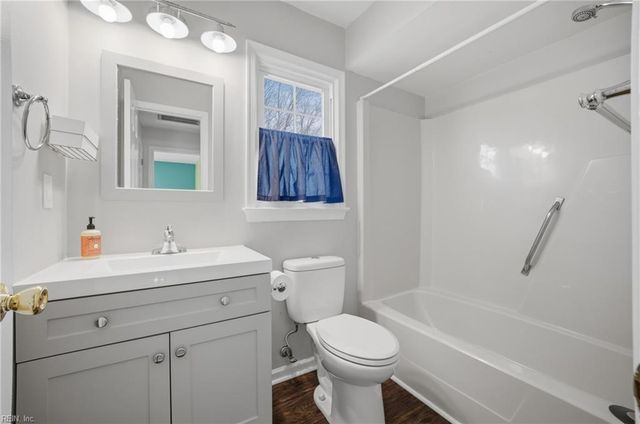 648 Rutherford DR, Chesapeake, VA 23322