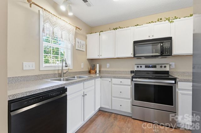 119 Steam Engine Drive, Mooresville, NC 28115