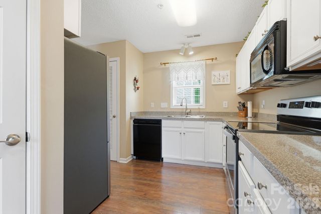 119 Steam Engine Drive, Mooresville, NC 28115