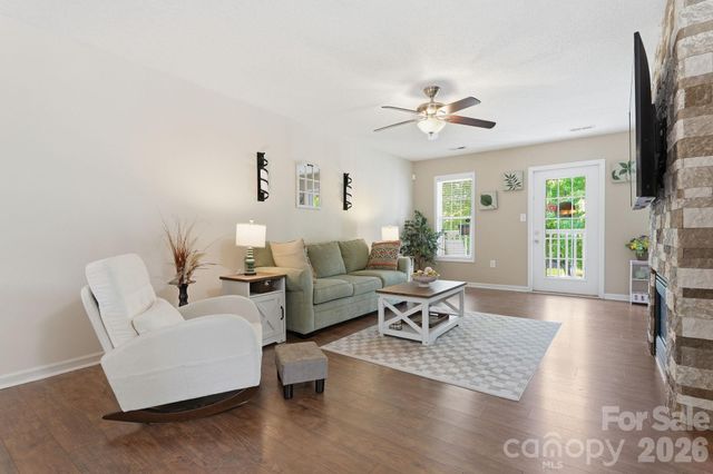 119 Steam Engine Drive, Mooresville, NC 28115