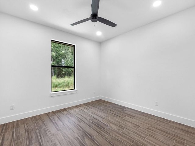 1265 Road 66112, Dayton, TX 77535