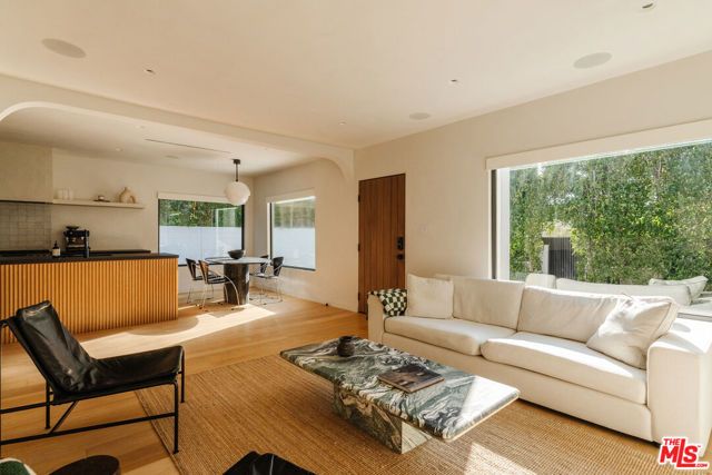 2418 Walnut Avenue, Venice (los Angeles), CA 90291