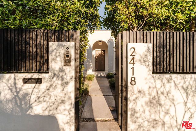 2418 Walnut Avenue, Venice (los Angeles), CA 90291