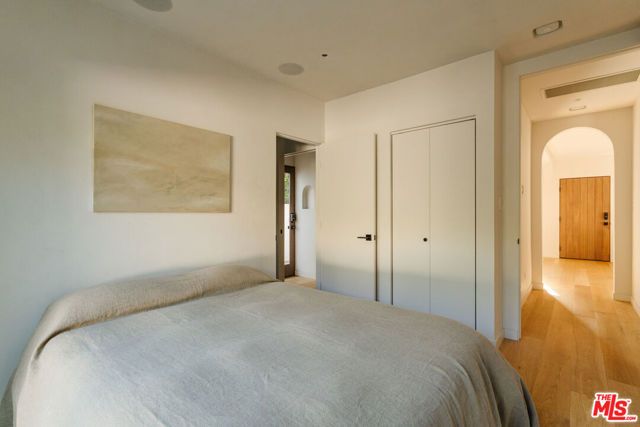 2418 Walnut Avenue, Venice (los Angeles), CA 90291