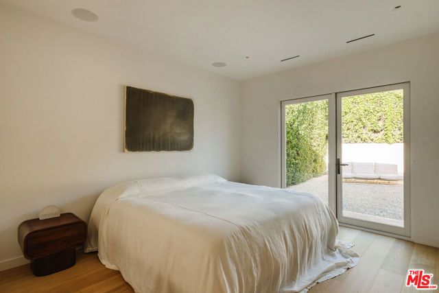 2418 Walnut Avenue, Venice (los Angeles), CA 90291