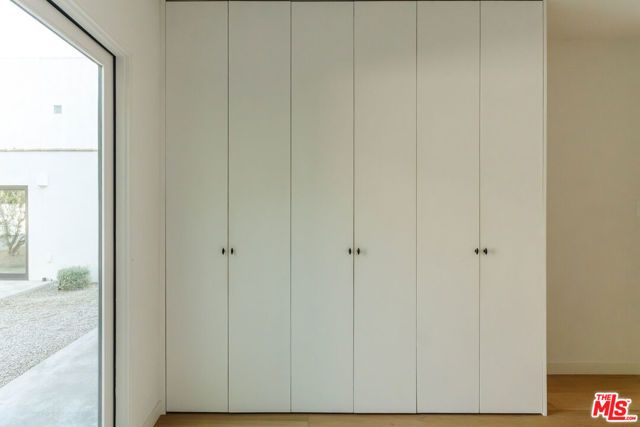 2418 Walnut Avenue, Venice (los Angeles), CA 90291