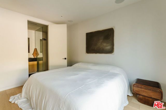 2418 Walnut Avenue, Venice (los Angeles), CA 90291