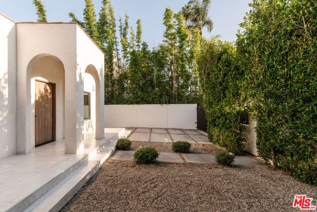 2418 Walnut Avenue, Venice (los Angeles), CA 90291