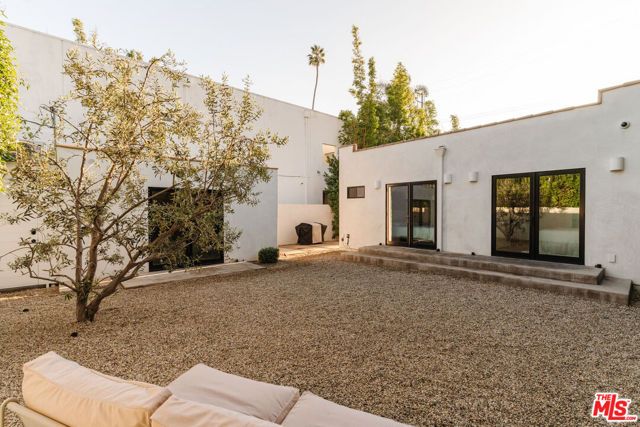 2418 Walnut Avenue, Venice (los Angeles), CA 90291