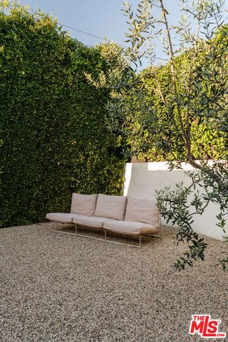 2418 Walnut Avenue, Venice (los Angeles), CA 90291