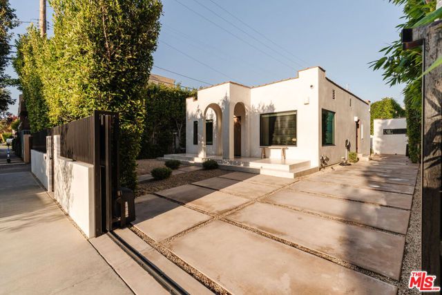 2418 Walnut Avenue, Venice (los Angeles), CA 90291