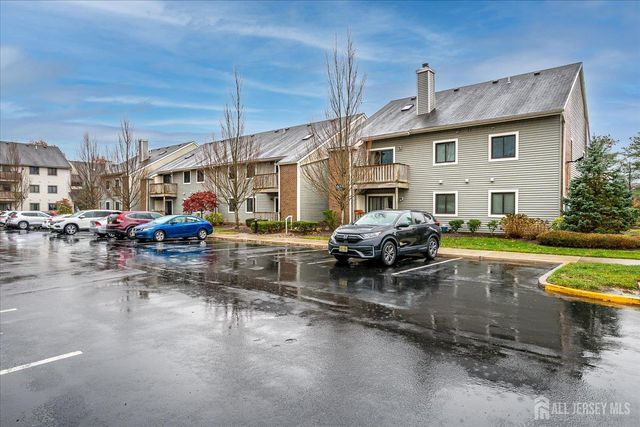 211 Ravens Crest Drive, Plainsboro, NJ 08536