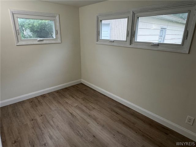 1427 Lafayette Avenue, Niagara Falls, NY 14305