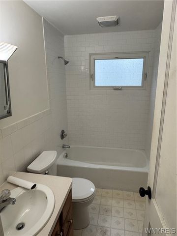 1427 Lafayette Avenue, Niagara Falls, NY 14305