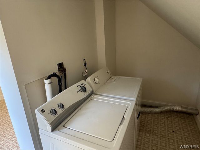 1427 Lafayette Avenue, Niagara Falls, NY 14305