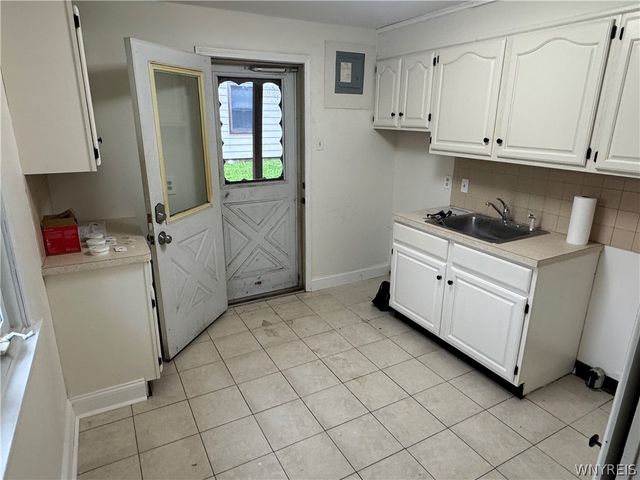 1427 Lafayette Avenue, Niagara Falls, NY 14305