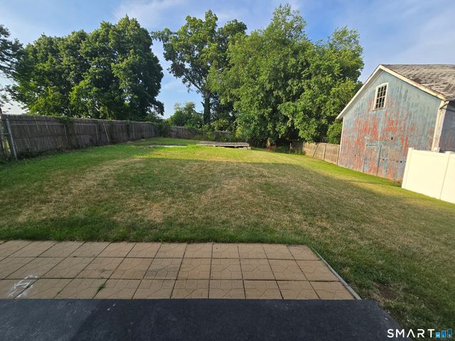 1526 West Broad Street, Stratford, CT 06615