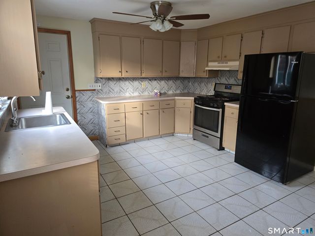 1526 West Broad Street, Stratford, CT 06615