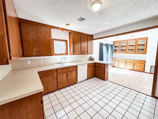 2531 Ives Way, Choctaw, OK 73020