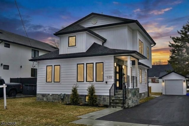 9 5Th St, Fair Lawn Boro, NJ 07410