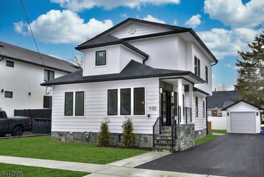 9 5Th St, Fair Lawn Boro, NJ 07410