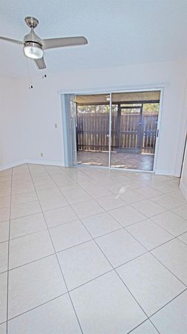 8883 SE Hobe Ridge Avenue SE, Hobe Sound, FL 33455
