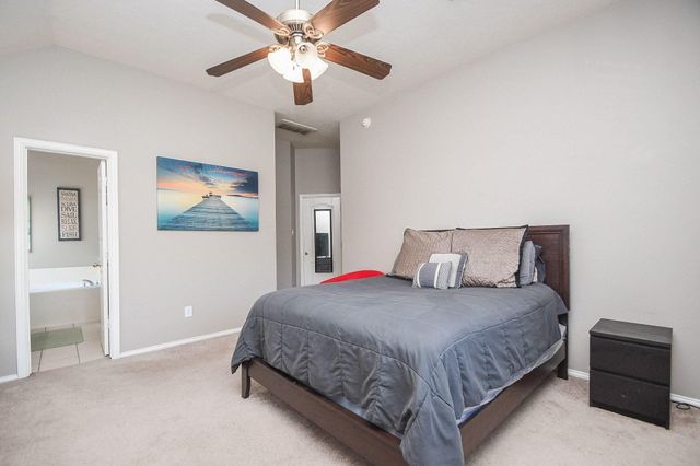 5823 Knollwood Trail, Spring, TX 77373