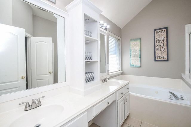 5823 Knollwood Trail, Spring, TX 77373