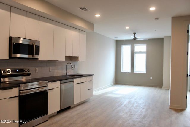 1108 Castle Street C, Wilmington, NC 28401