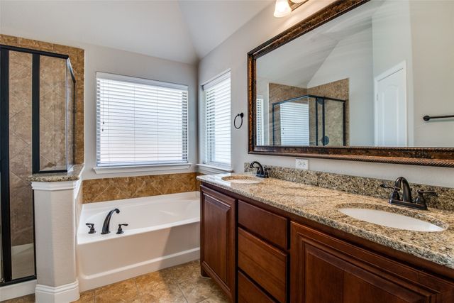 4619 Amesbury, Sherman, TX 75092
