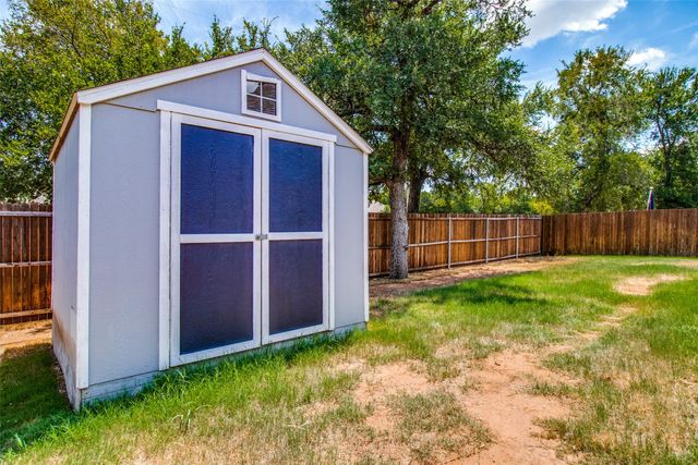 4619 Amesbury, Sherman, TX 75092