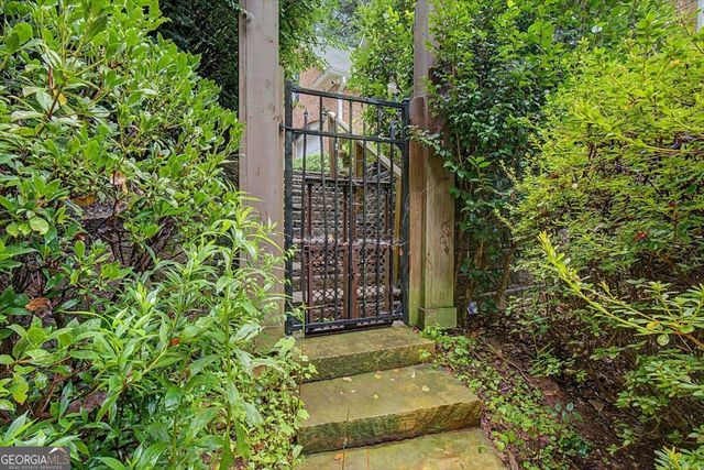 901 Denmeade Walk SW, Marietta, GA 30064