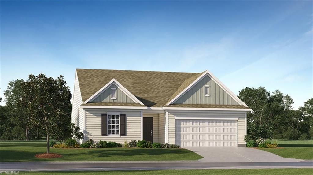 138 Primrose Street, King, NC 27021
