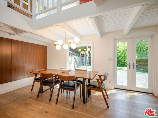 20922 Keller Road, Topanga, CA 90290