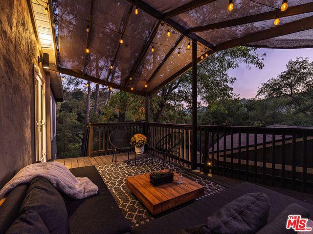 20922 Keller Road, Topanga, CA 90290