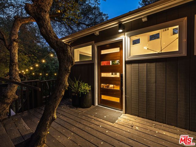 20922 Keller Road, Topanga, CA 90290