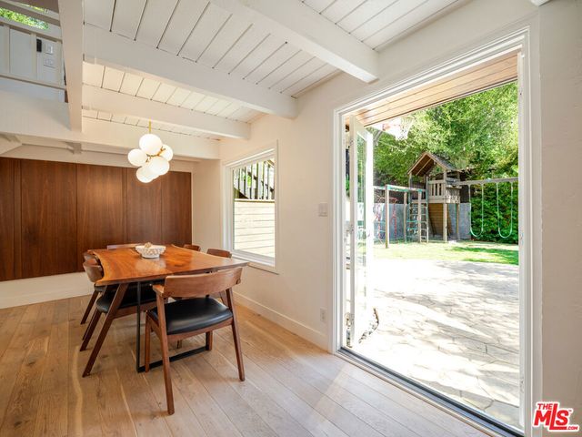 20922 Keller Road, Topanga, CA 90290