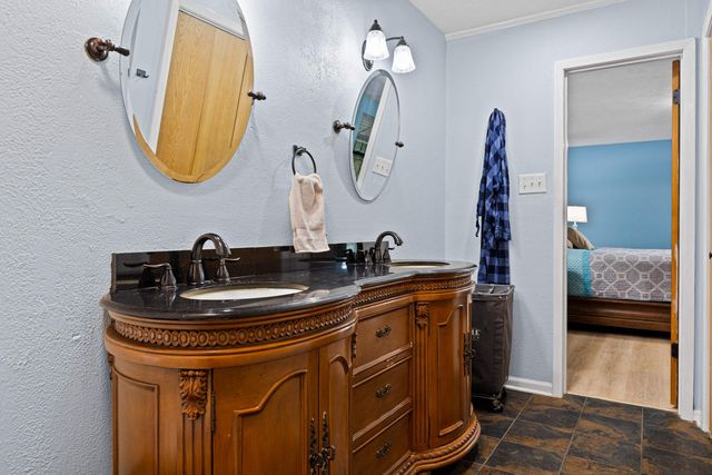 9997 County Road 317 S, Henderson, TX 75654