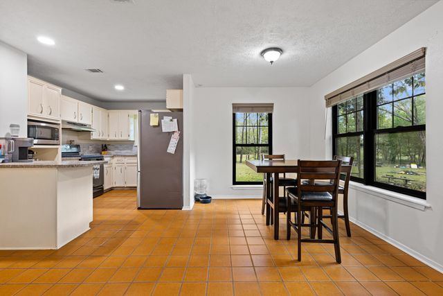 9997 County Road 317 S, Henderson, TX 75654