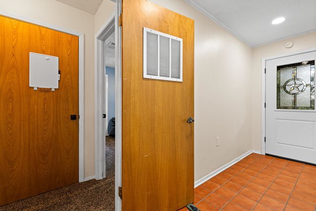 9997 County Road 317 S, Henderson, TX 75654