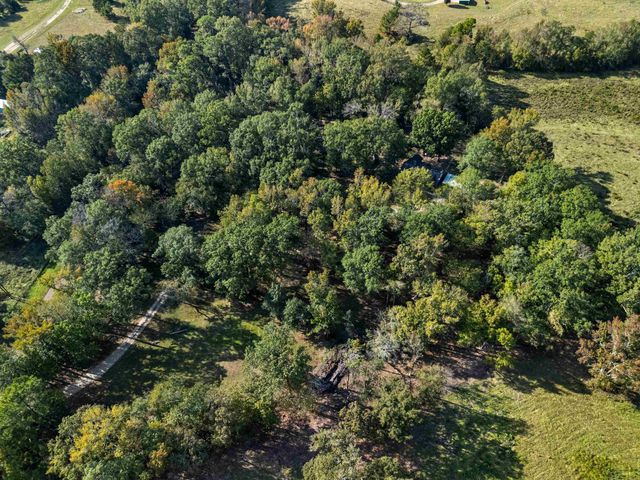 9997 County Road 317 S, Henderson, TX 75654