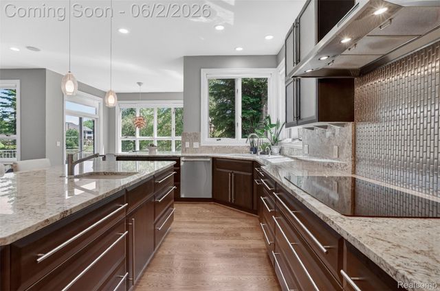 2951 Turtle Pond Court, Bloomfield Hills, MI 48302