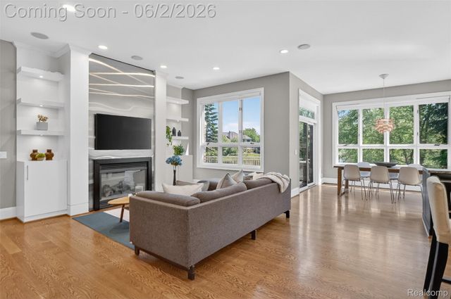 2951 Turtle Pond Court, Bloomfield Hills, MI 48302