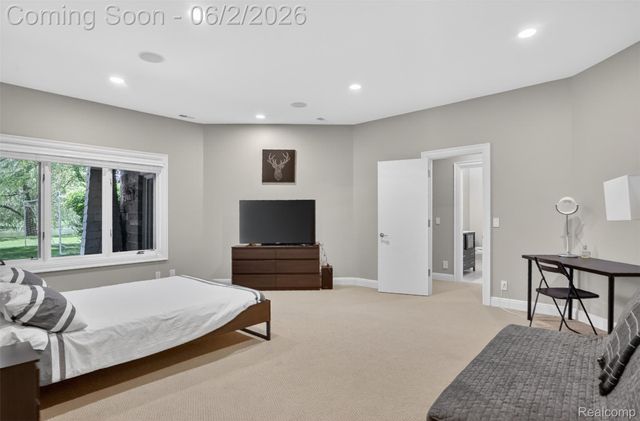 2951 Turtle Pond Court, Bloomfield Hills, MI 48302