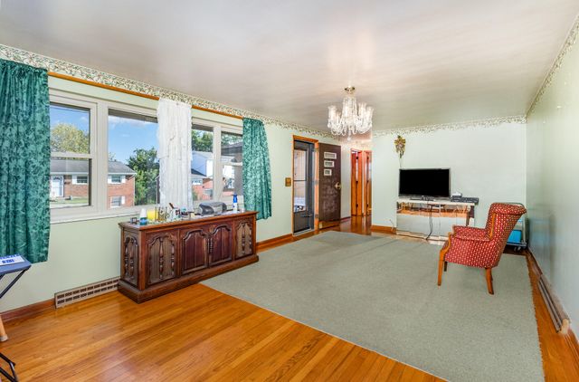 33 Shaw Drive, Alexandria, KY 41001