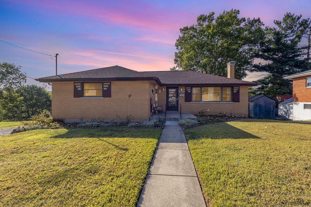 33 Shaw Drive, Alexandria, KY 41001