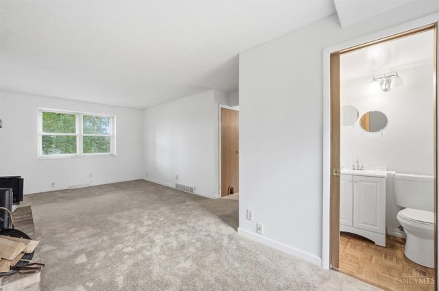 4357 Hubble Road, Green Twp, OH 45247